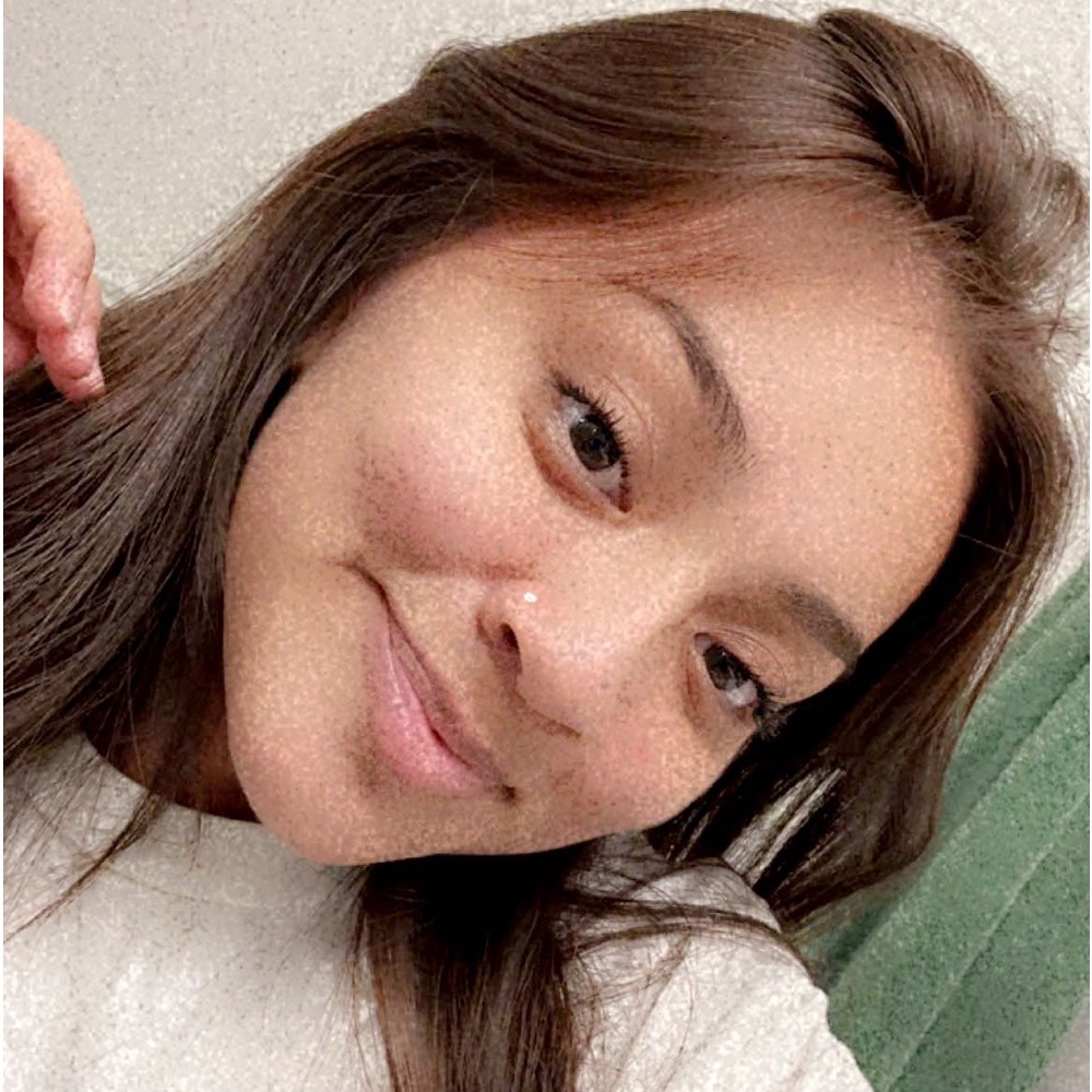 Meet your Posher, Esmeralda